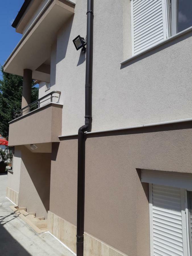 Villa Ros Guest House Svilengrad ภายนอก รูปภาพ